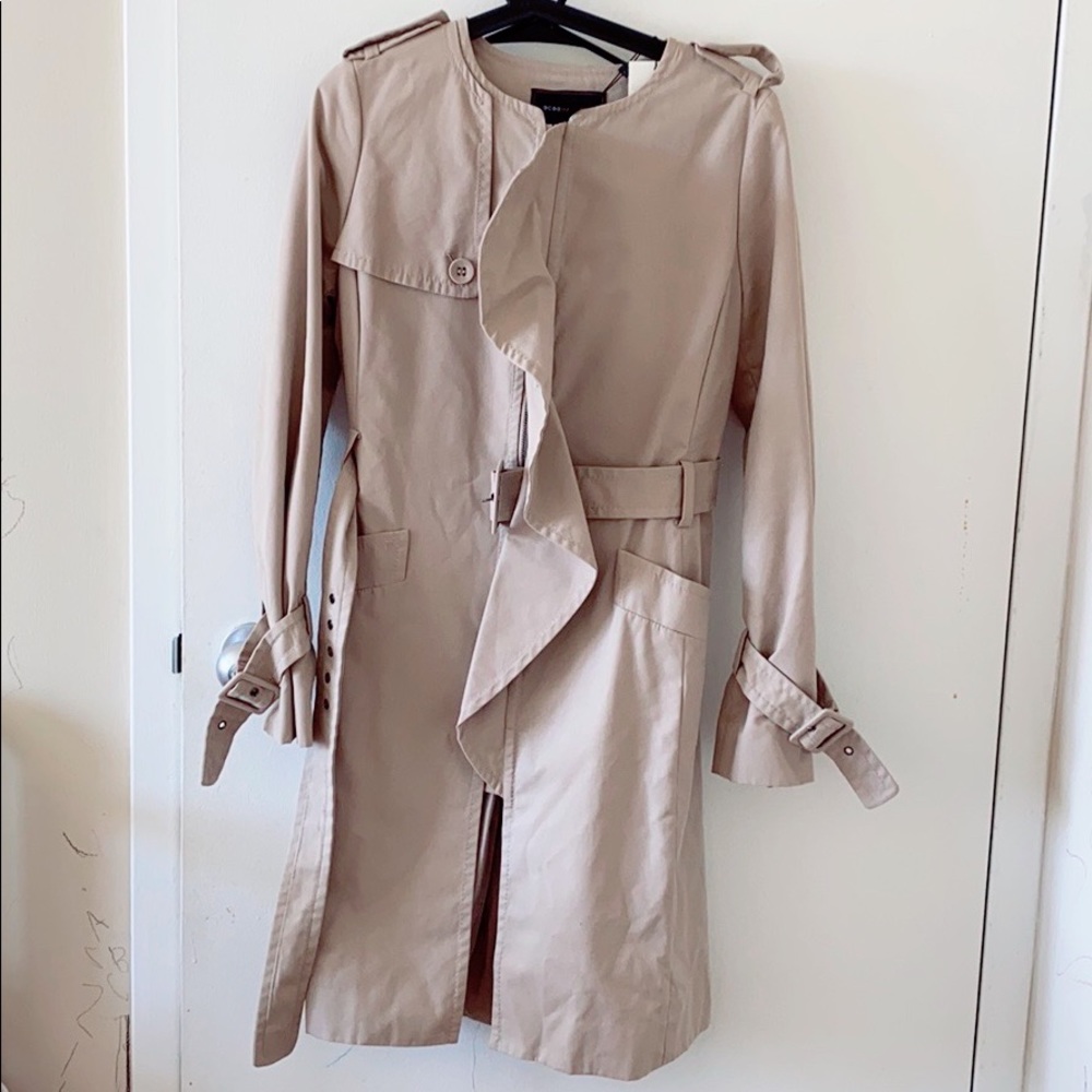 BCBGMAXAZRIA trench coat - Picture 4 of 7